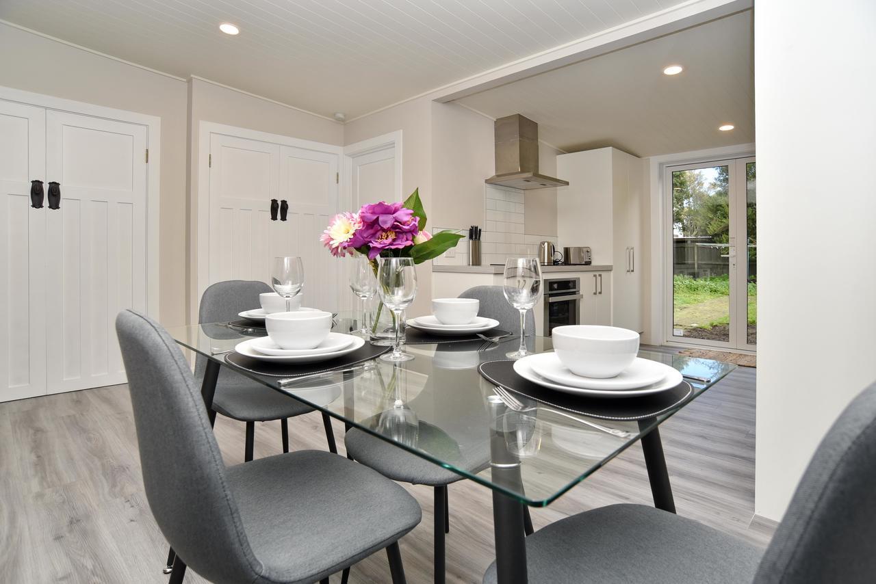Albemarle Villa - Christchurch Holiday Homes Ngoại thất bức ảnh